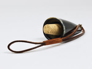 Bouchon de bouteille Carl Auböck Vienne, corne, cuir, liège, Mid-Century Autriche, 1950