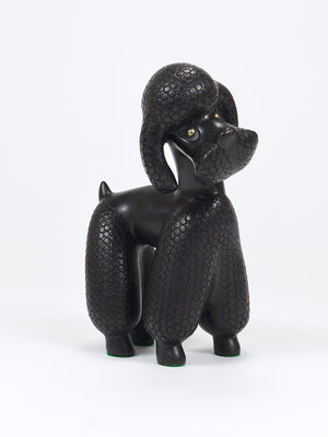 チャーミングな犬（プードル）の置物、Leopold Anzengruber作、オーストリア、1950年代
