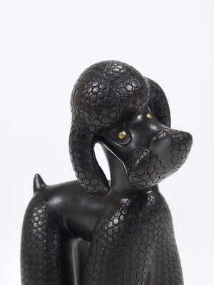 チャーミングな犬（プードル）の置物、Leopold Anzengruber作、オーストリア、1950年代