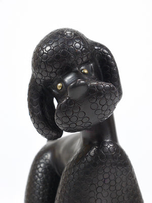 チャーミングな犬（プードル）の置物、Leopold Anzengruber作、オーストリア、1950年代