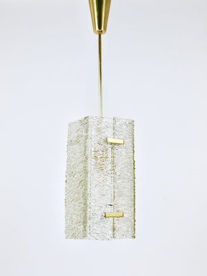 Lustre / suspension rectangulaire J.T. Kalmar en verre texturé et laiton, années 1950