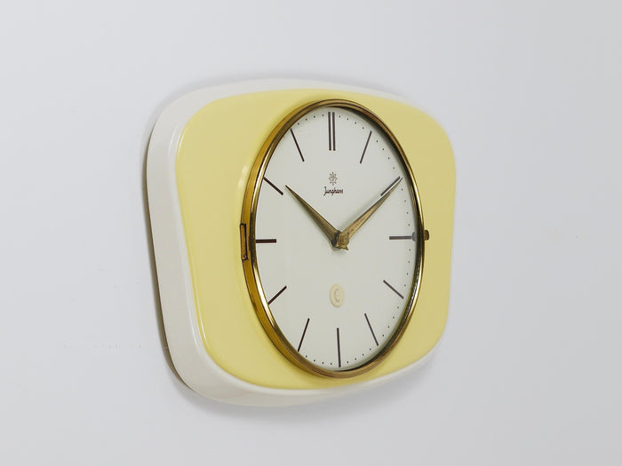 Junghans、パステルイエロー、Max Billスタイル、ミッドセンチュリー壁掛け時計、ドイツ、1950年代