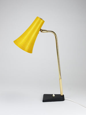 Lampe de table, bureau ou d'appoint J.T. Kalmar jaune, laiton et fer, Vienne, Autriche, années 1950