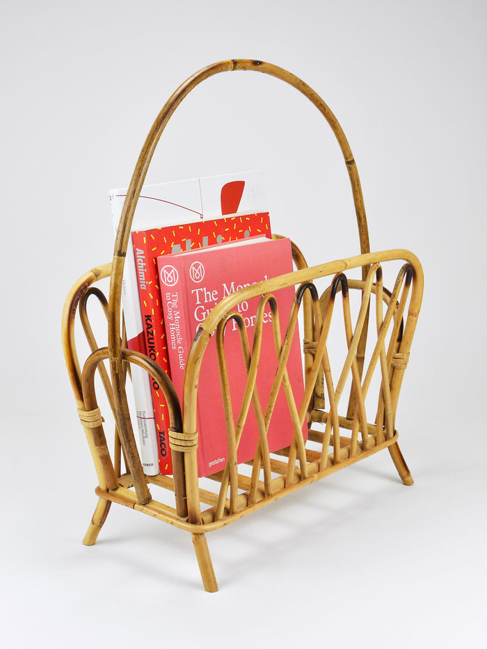 Franco Albini Style Rattan Bamboo Magazine Rack Newspaper Stand, Italy, 1970s
