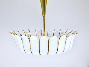 Grand lustre corbeille Rupert Nikoll 27 pouces en laiton à feuilles, Mid-Century, Autriche, 1950