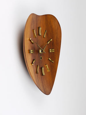 Horloge murale organique Mid-Century de style scandinave, teck & laiton, années 1950