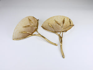 Banci Firenze Gilt Iron & Scavo Glass Floral Sconces, Wall lights, Italy, 1970s