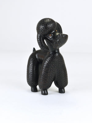 Charmante figurine sculpture de chien caniche par Leopold Anzengruber, Autriche, années 1950