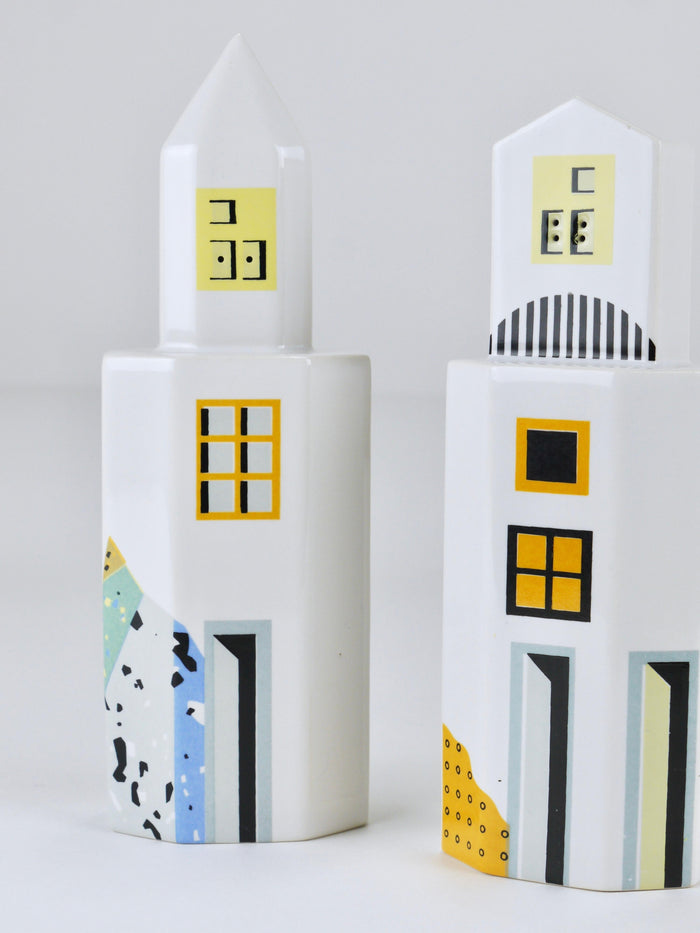 Heide Warlamis Postmodern Skyscraper Salt Pepper Shakers, Vienna Collection 1990
