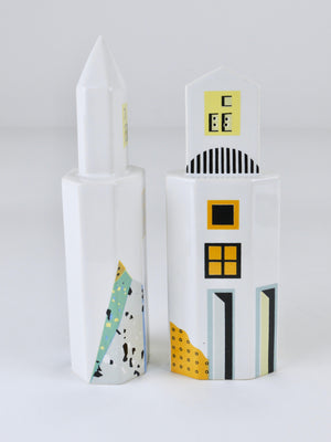 Saleros y pimenteros posmodernos Skyscraper de Heide Warlamis, Vienna Collection, 1990