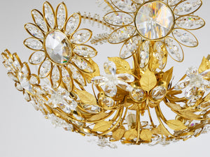 Grand lustre fleur palmier Ernst Palme pour Palwa, laiton doré, cristaux, années 1970