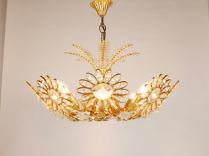 Grand lustre fleur palmier Ernst Palme pour Palwa, laiton doré, cristaux, années 1970