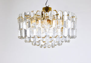 Immense lustre plafonnier J.T. Kalmar Palazzo en laiton doré et verre, années 1950