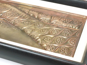 Paire de panneaux en relief Art nouveau « Demeter », Sécession viennoise, par Georg Klimt, années 1900
