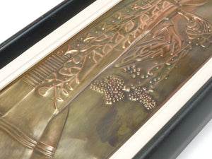 Paire de panneaux en relief Art nouveau « Demeter », Sécession viennoise, par Georg Klimt, années 1900