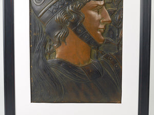 Paire de panneaux en relief « Spartans », Art nouveau Sécession viennoise, attribués à Georg Klimt