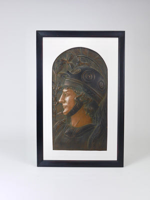 Paire de panneaux en relief « Spartans », Art nouveau Sécession viennoise, attribués à Georg Klimt