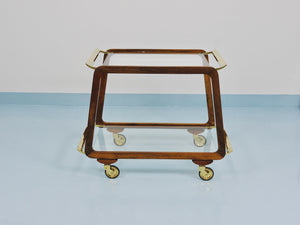 Table roulante bar Mid-Century en noyer et laiton, années 1950, attribué à Oswald Haerdtl