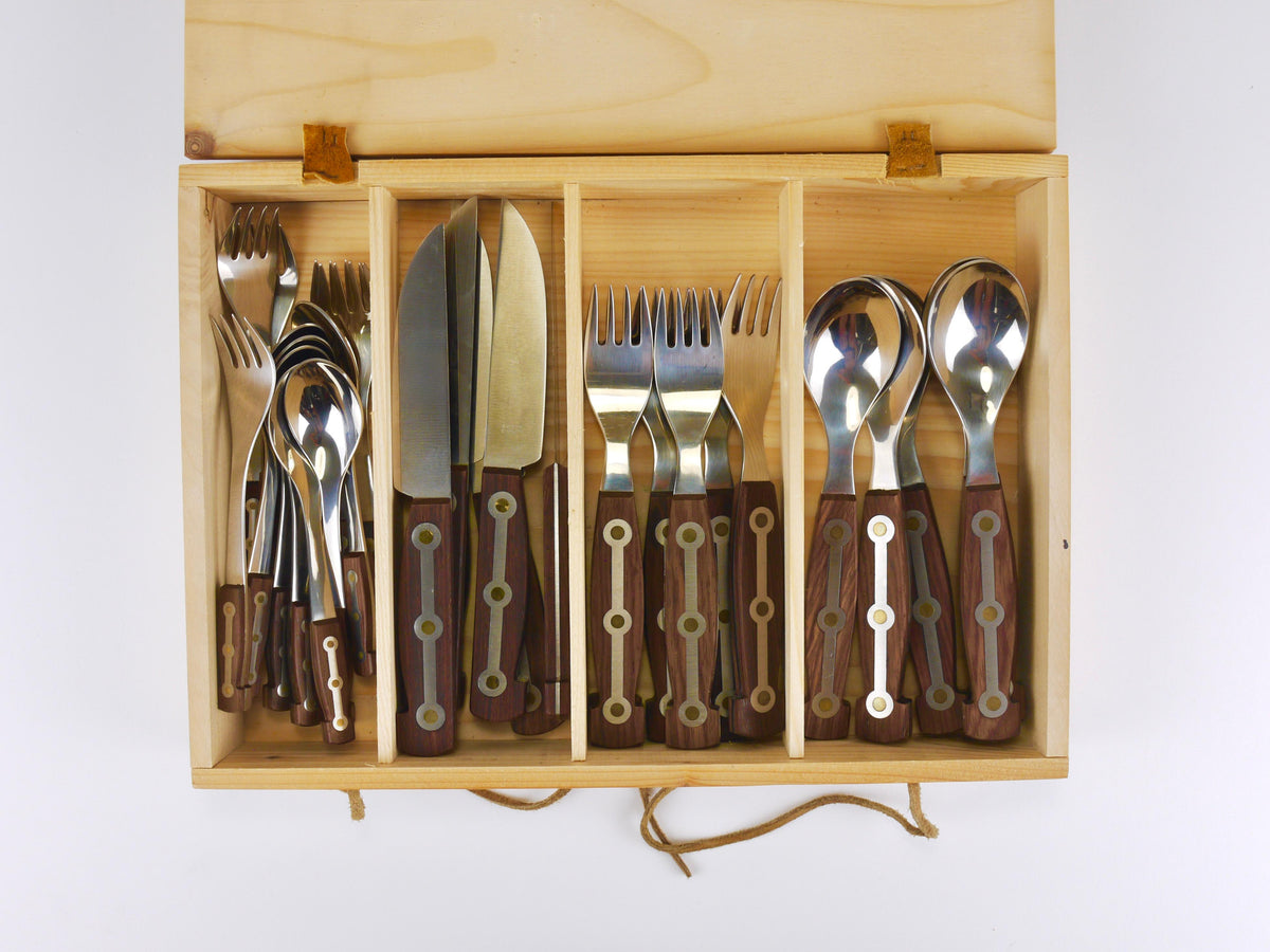 Ménagère Amboss 1050 neuve en boîte, non utilisée, 32 pièces / 6 personnes, Autriche, années 1950