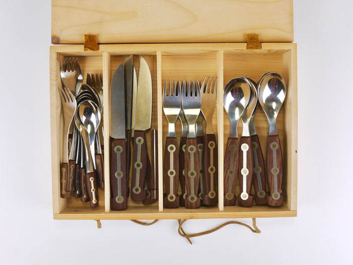 Unused Boxed Amboss 1050 Flatware, 32 Pieces / 6 Persons, Austria, 1950s