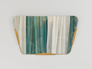 Grande specchio da parete trapezoidale dorato con motivo a diamanti incisi, Austria, 195