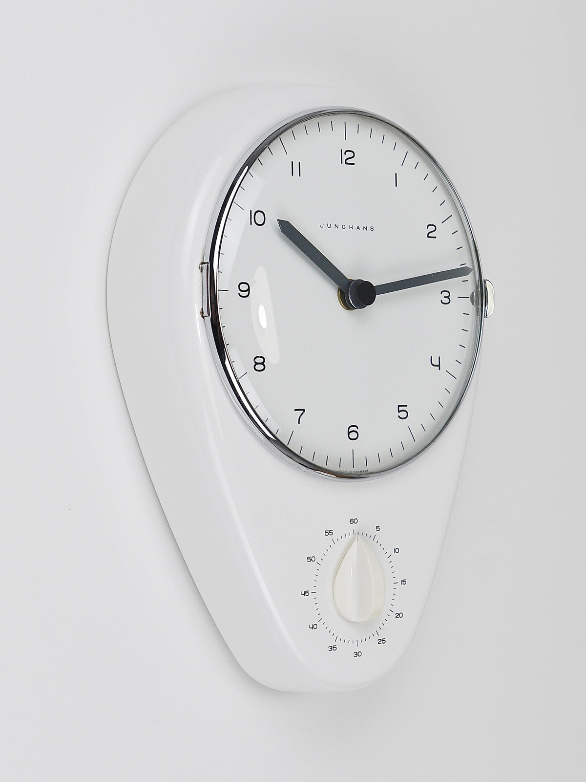 Horloge murale et minuterie blanche Max Bill Mid-Century Modern, Junghans Allemagne, années 1950