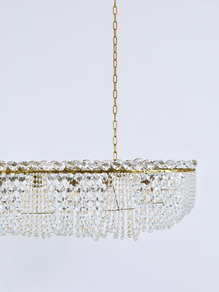 Lámpara de araña zepelín de 58" de cristal y latón J.T. Kalmar Josef Frank, Viena, años 50