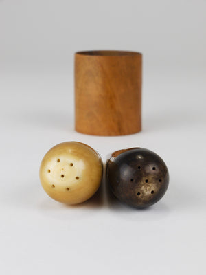 Carl Aubock II „The Bombs“ Salt Pepper Shakers, Walnut & Horn, Vienna, 1950s