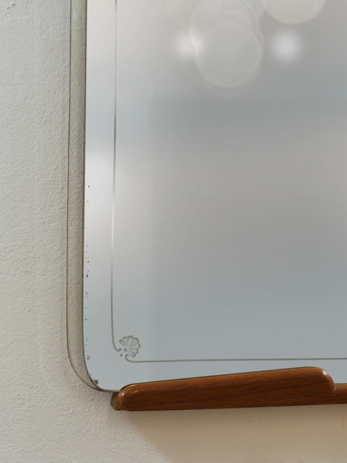 Grand Paolo Buffa Cherry & Brass Wall Mirror, Mid-Century Italy, ca. 1940s