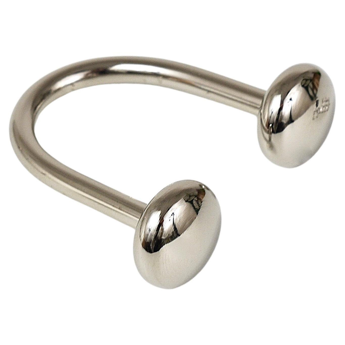 Portachiavi Carl Auböck a forma di U in ottone nichelato «Knopferl»