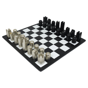Jeu d'échecs moderniste Carl Auböck en fonte avec plateau en cuir fait main